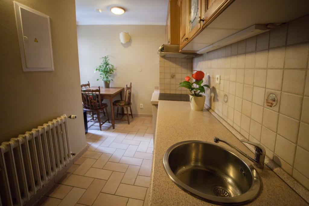 Apartment Nerudova By Interhome Πράγα Δωμάτιο φωτογραφία